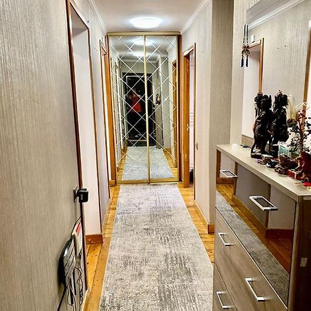 דירות אלמטי Просторная 3 Комнатная Квартира На Арбате מראה חיצוני תמונה